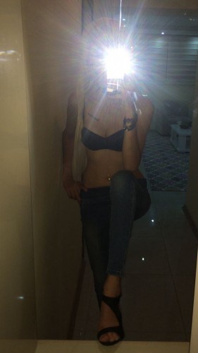 Genç ve doyumsuz escort Gökay